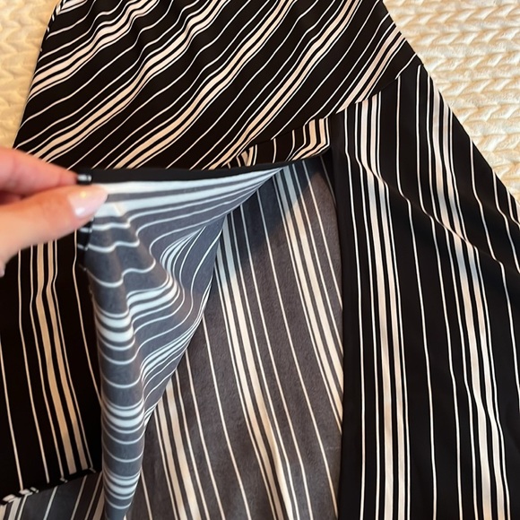 Sam Edelman Elegant Black and White Striped Dress size 10 - Picture 10 of 11